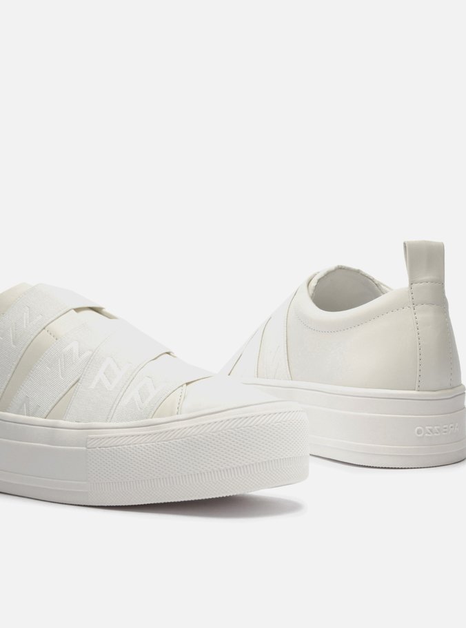 Slip On Branco Couro Flatform Elásticos