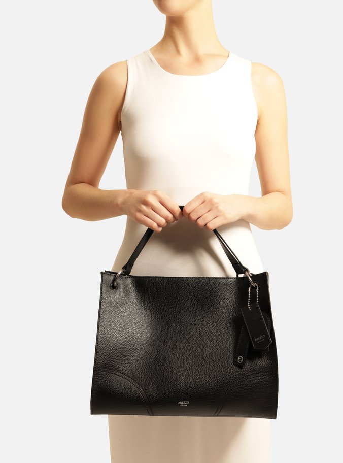 Bolsa Hobo Preta Grande Tiras Alças
