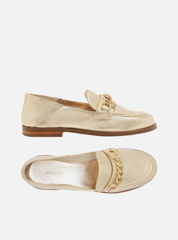 Mocassim Dourado Couro Corrente Pingente