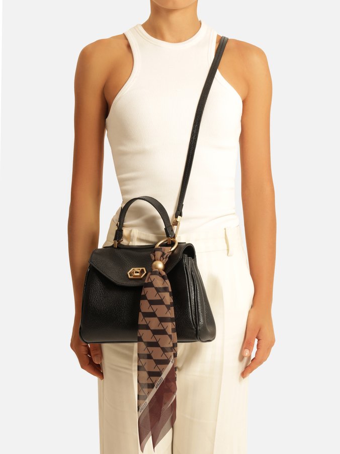 Bolsa Satchel Preta Couro Pequena Lenço