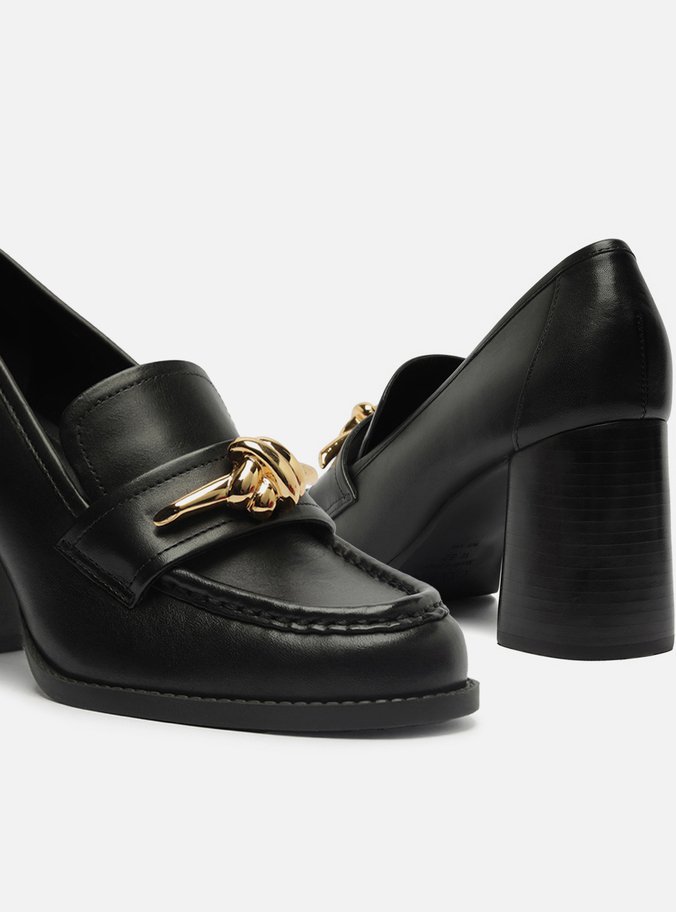 Loafer Preto Couro Salto Bloco Metal Nó