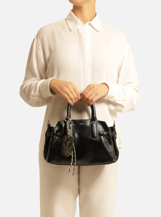 Bolsa Tote Preta Couro Média Bag Charm Metal