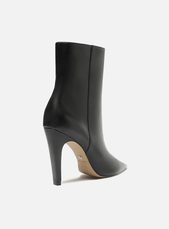 Bota Preta Couro Cano Curto Salto Alto Fino