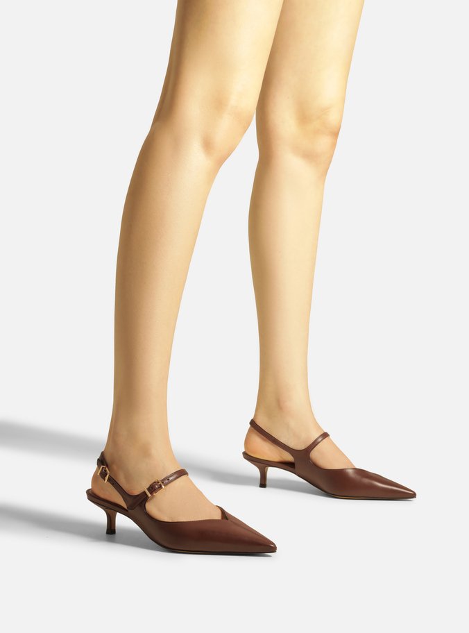 Scarpin Marrom Couro Bico Fino Slingback