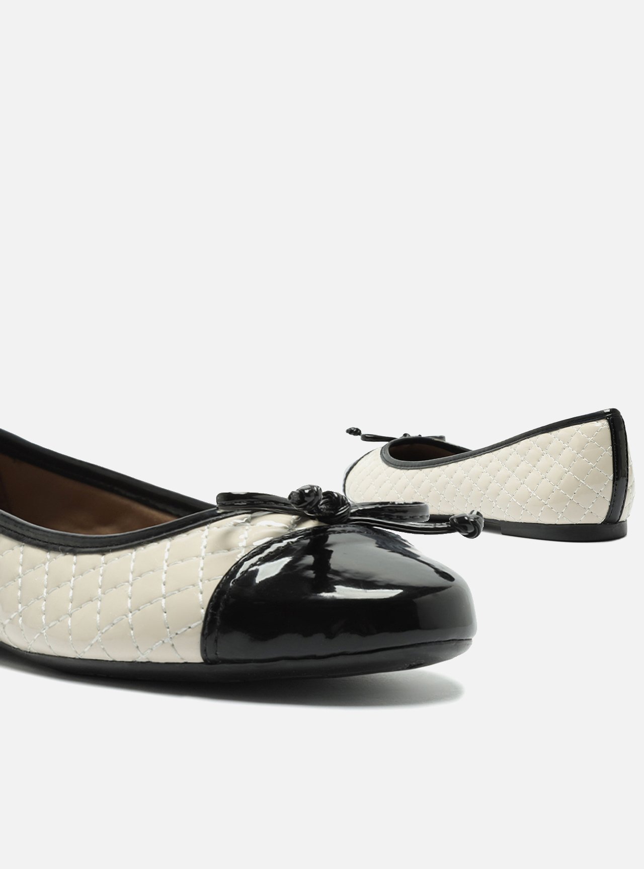 Sapatilha Classic Off-White Cap Toe Preto — foto 4