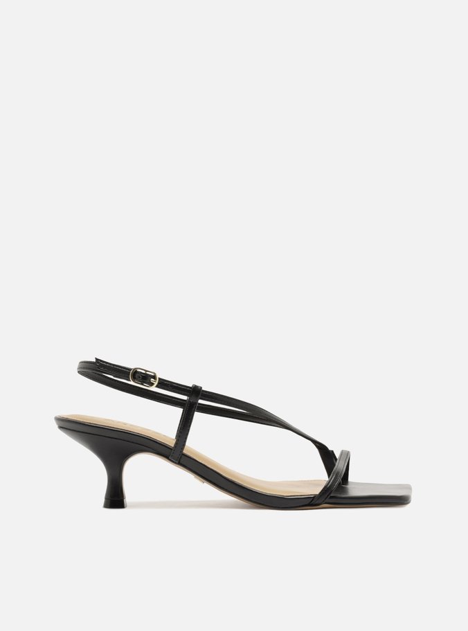 Sandália Preta Salto Fino Tiras Finas