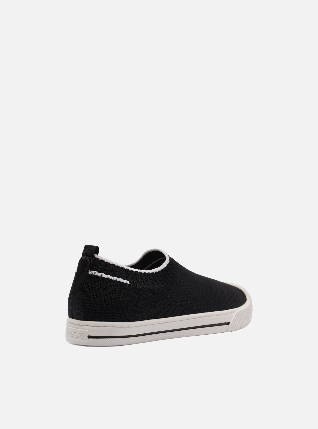 Tênis Slip On Preto Knit Detalhe Branco — foto 3