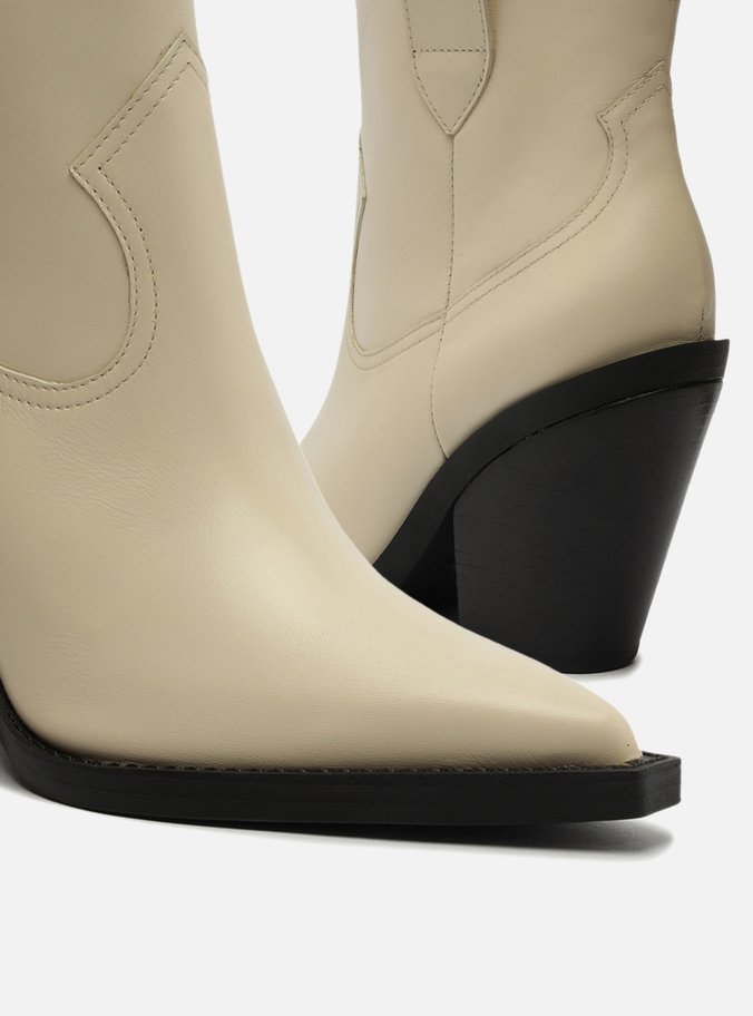 Bota Off-White Couro Cano Curto Bloco Western