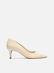 Scarpin Off-White Couro Salto Baixo Fino Bico Fino