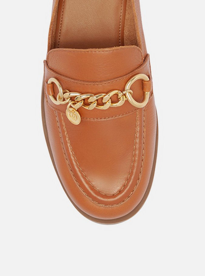 Mocassim Marrom Couro Corrente Pingente