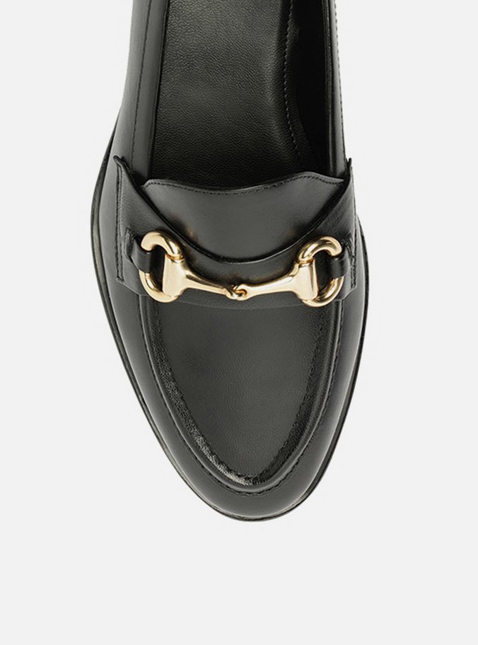 Mocassim Preto Couro Bico Fino Bridão