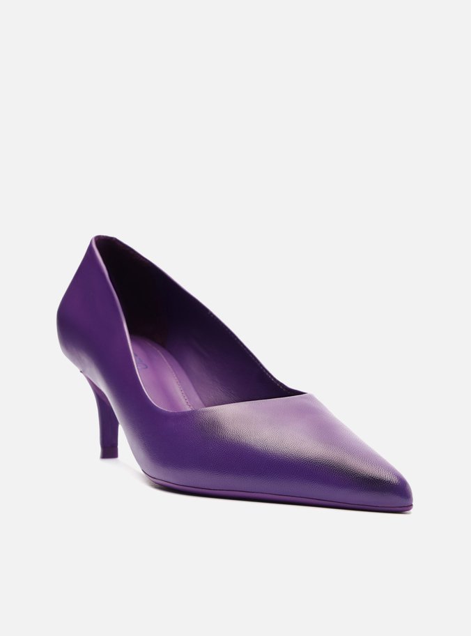 Scarpin Roxo Couro Salto Fino Baixo