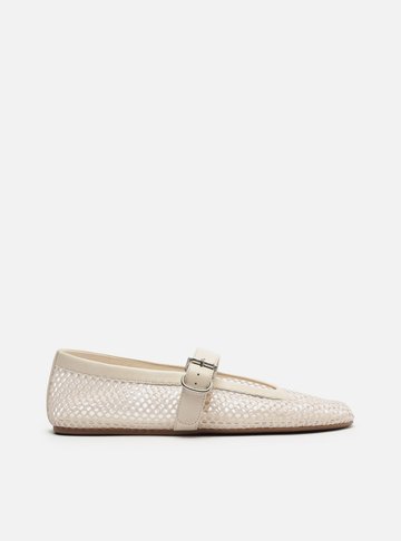Sapatilha Boneca Off-White Tela Fivela