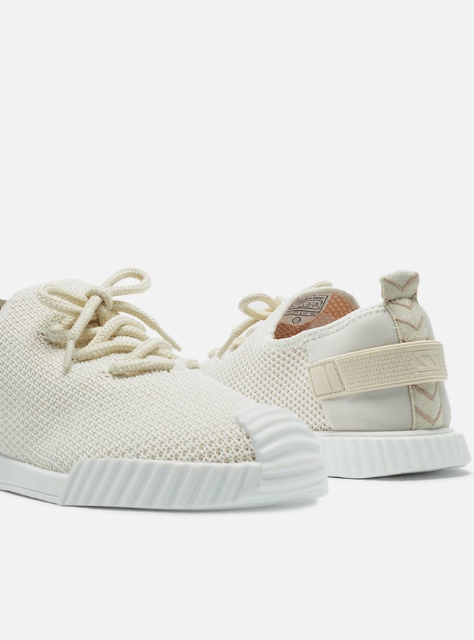 Tênis Off-White Elástico