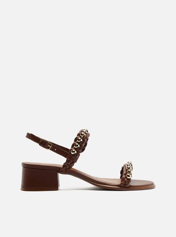 Sandália Marrom Salto Baixo Esferas Metálicas