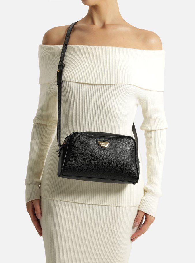 Bolsa Tiracolo Preta Média Tag Metal