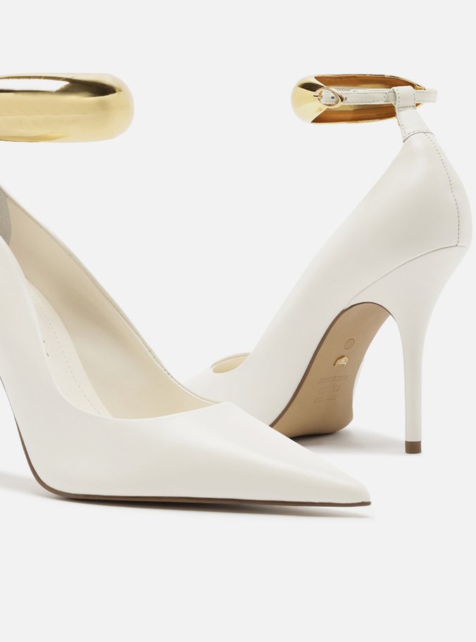 Scarpin Branco Couro Salto Alto