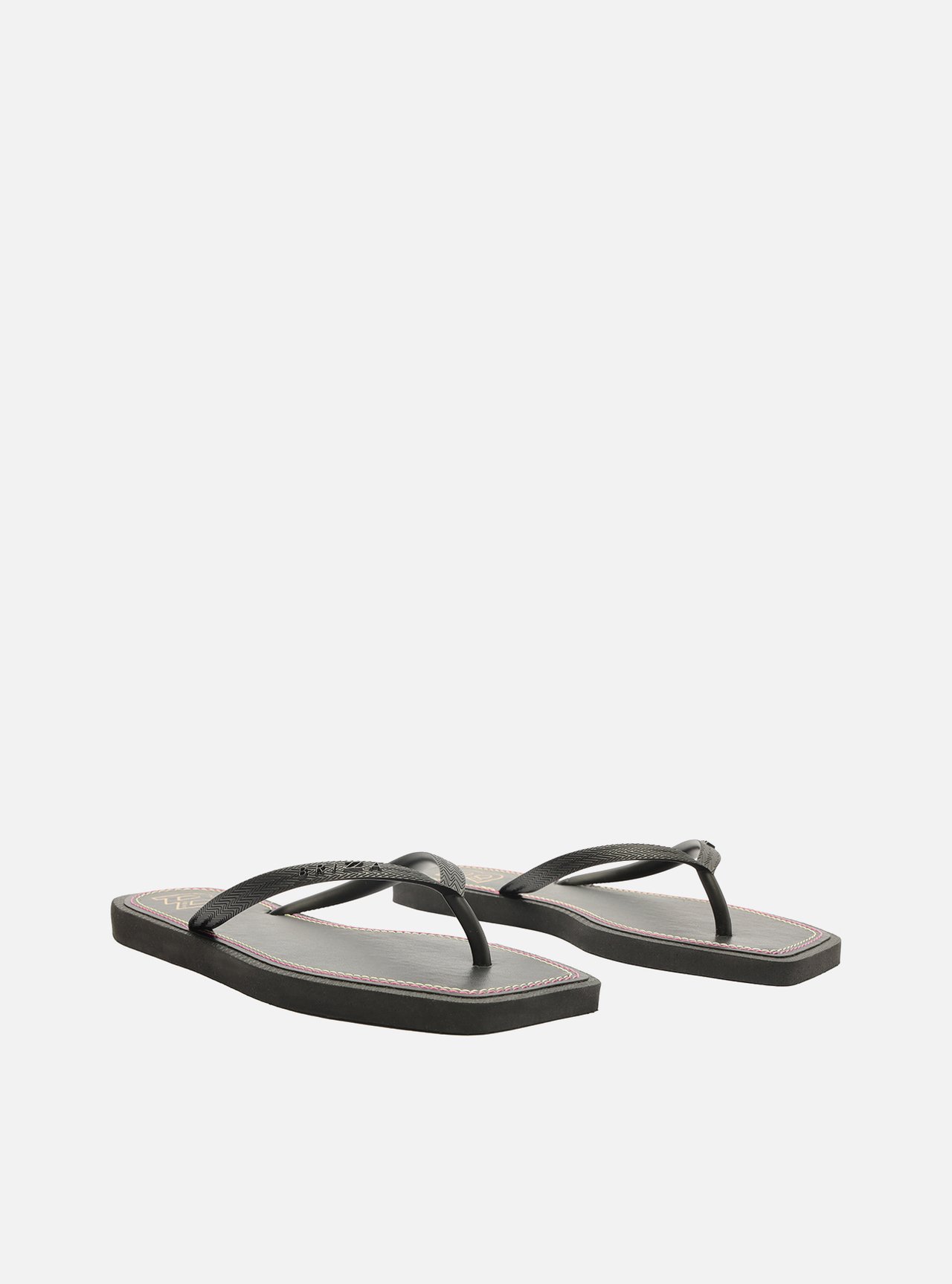 Chinelo de Dedo Preto Square Recouro Eletrizzante — foto 4
