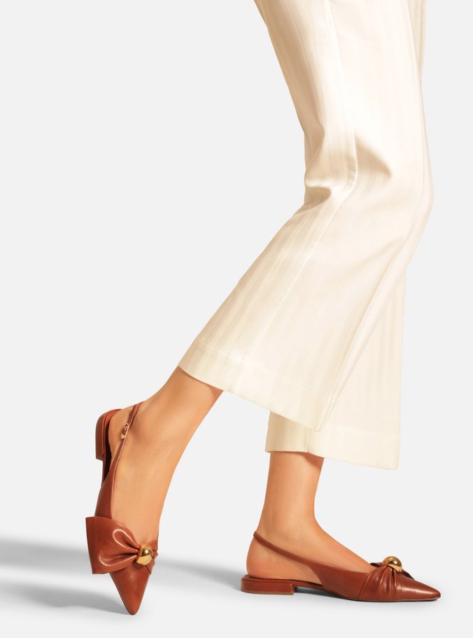 Sapatilha Marrom Couro Slingback Laço Metal