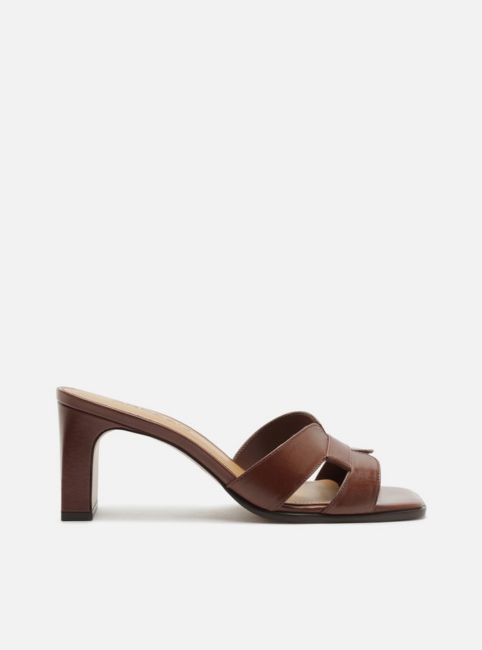 Sandália Marrom Couro Salto Bloco Tiras