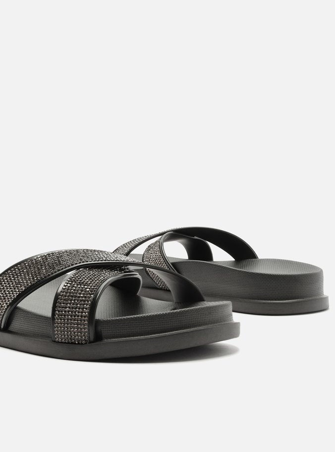 Slide Preta Strass Lara Brizza
