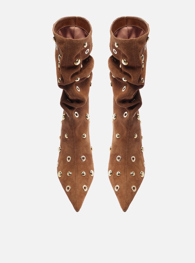 Bota Marrom Camurça Salto Fino Slouchy Rebites