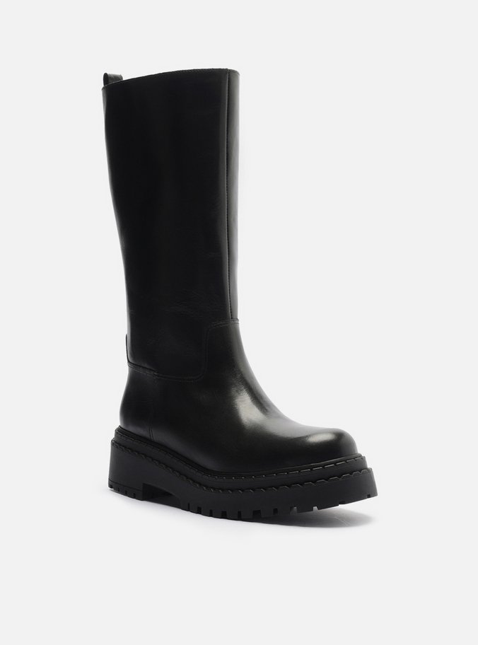 Bota Preta Couro Cano Médio Tratorada Lisa