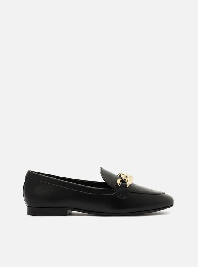 Mocassim Preto Couro Bico Redondo Corrente