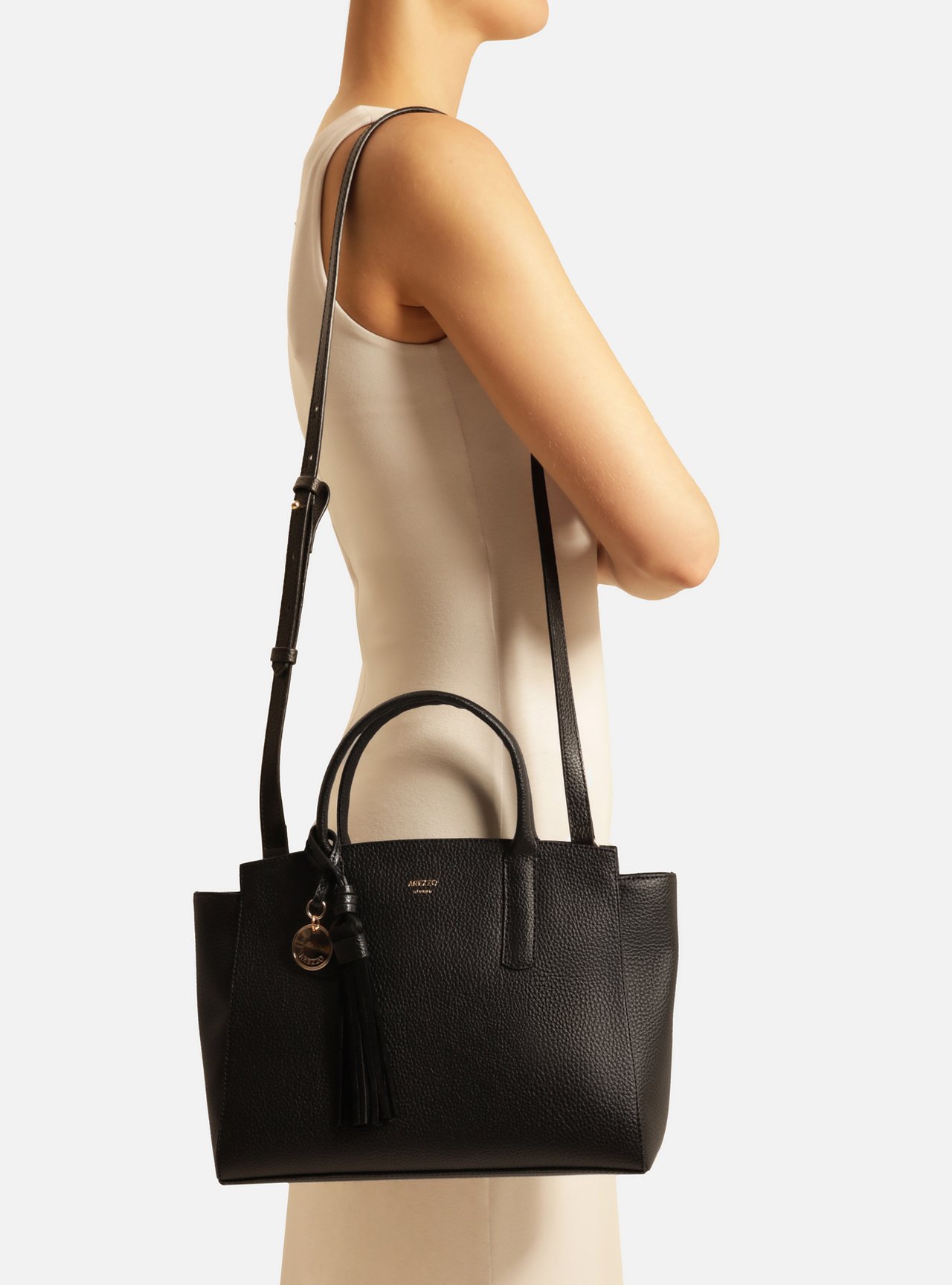 Bolsa Tote Preta Textura Grande Charms — foto 6