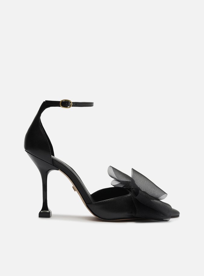 Scarpin Preto Couro Salto Fino Taça Laço