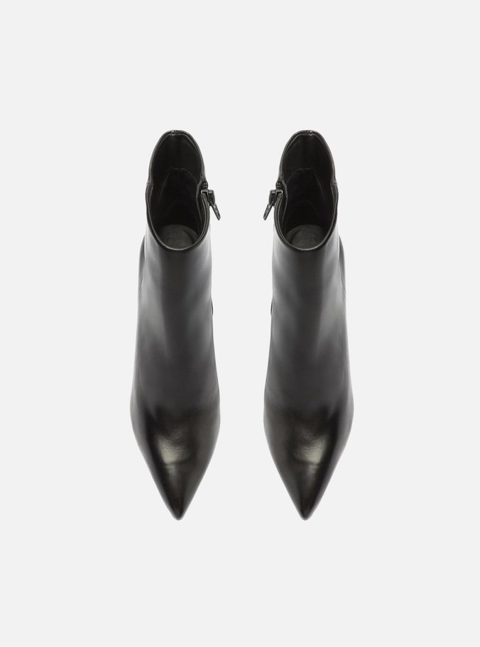Bota arezzo bico fino sales