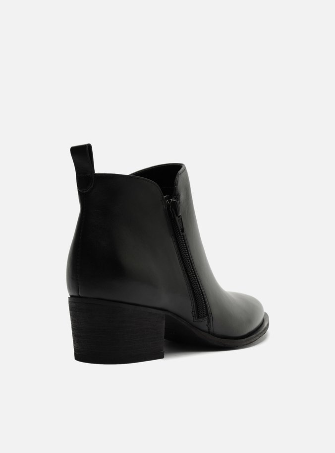 Bota Preta Couro Cano Curto Salto Baixo Zíper