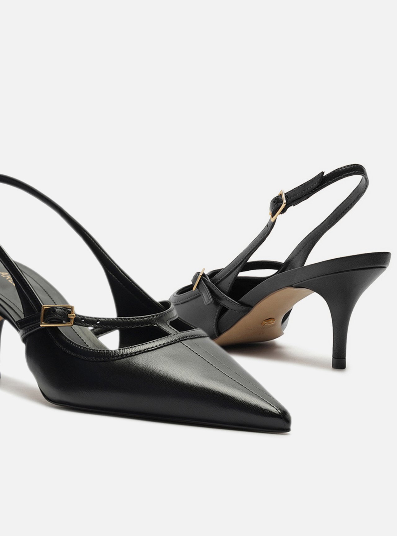 Scarpin Preto Couro Salto Fino Slingback — foto 4