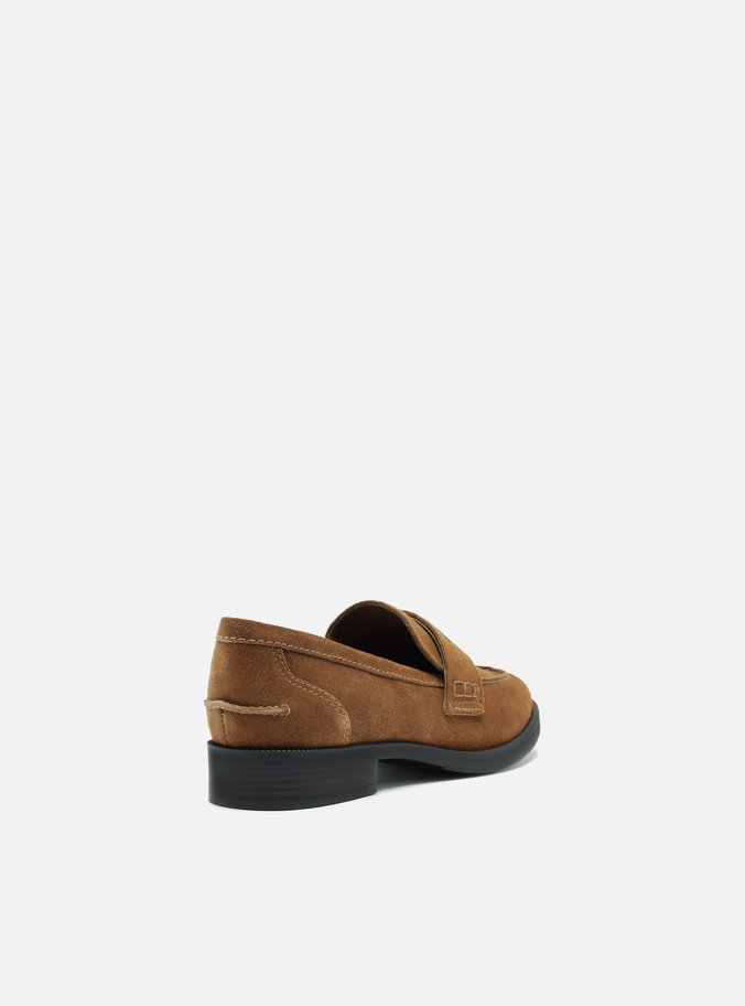 Mocassim Marrom Suede Bico Redondo Medalha