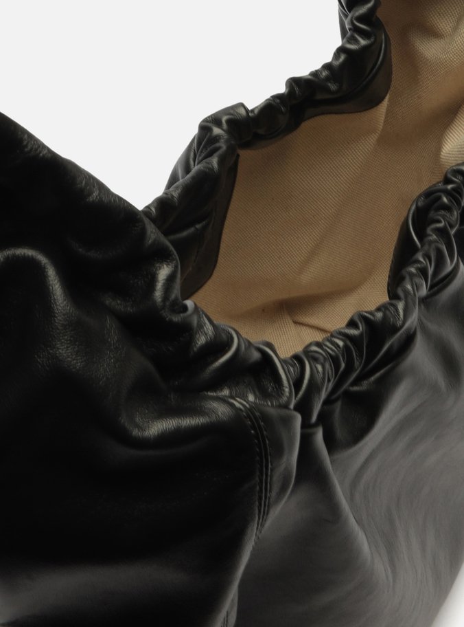 Bolsa Hobo Preta Couro Olívia Grande