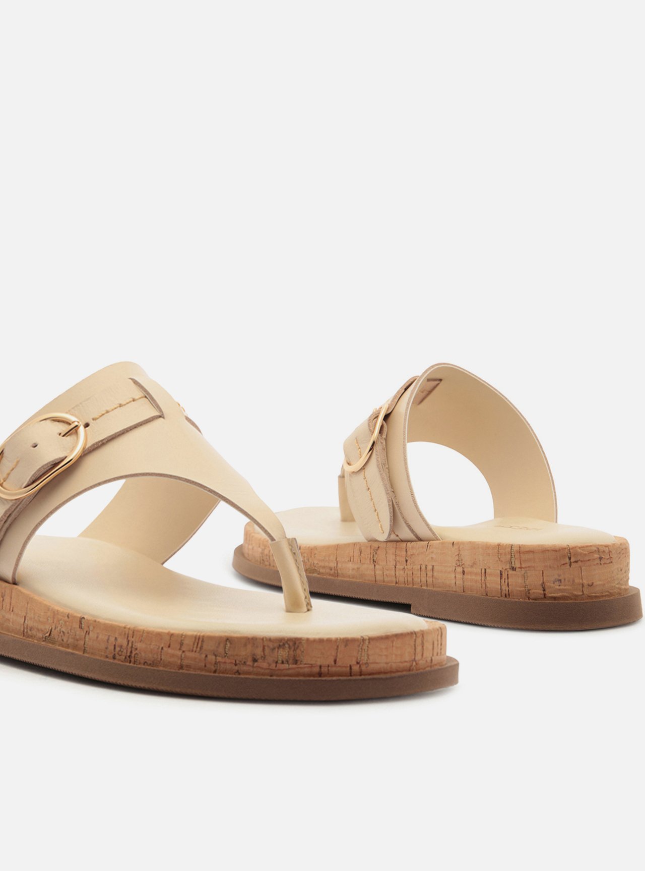 Sandália Rasteira Off White Couro Flatform Cortiça — foto 4