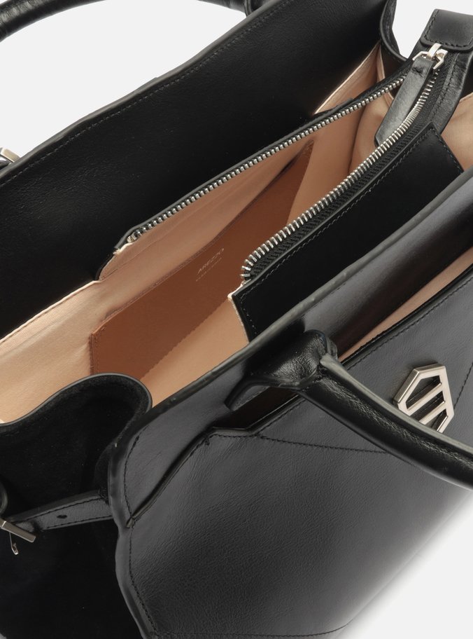 Bolsa Tote Preta Couro Recortes Média