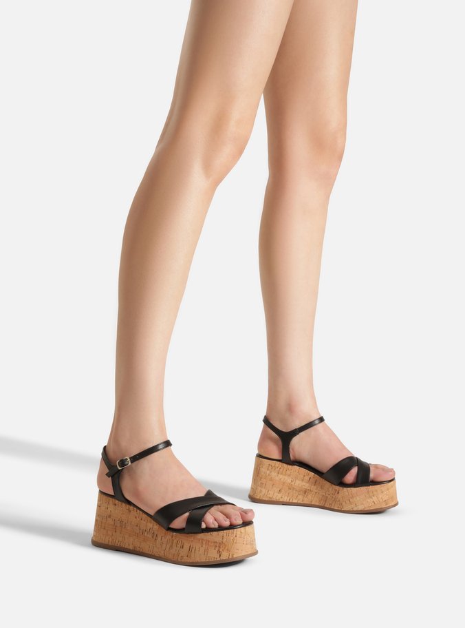 Sandália Preta Plataforma Salto Médio Cortiça