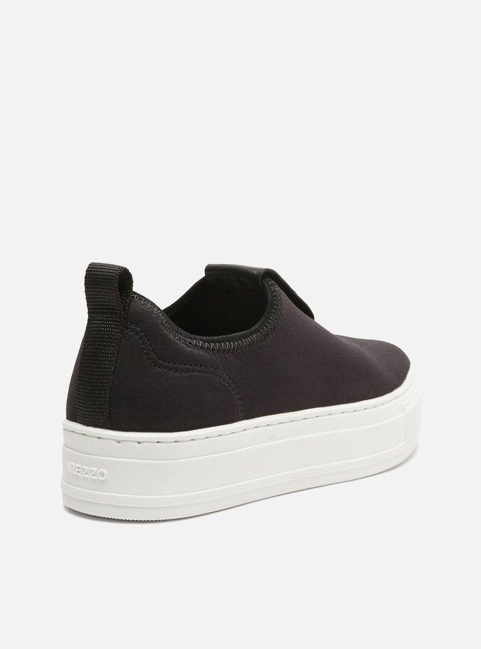 Tênis Flatform Preto Slip On