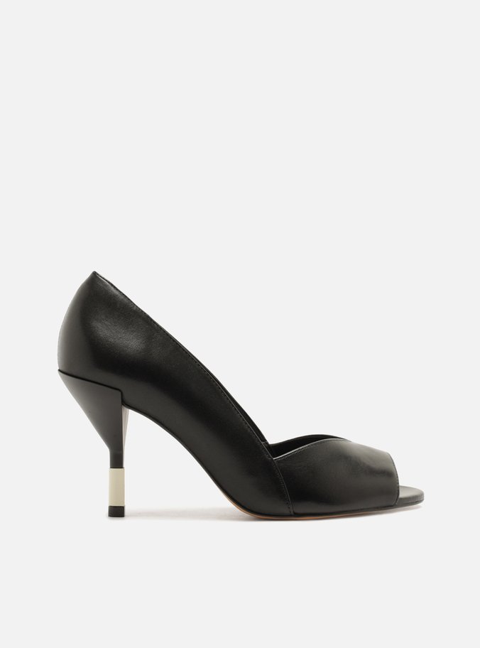 Scarpin Preto Couro Salto Geométrico Peep Toe