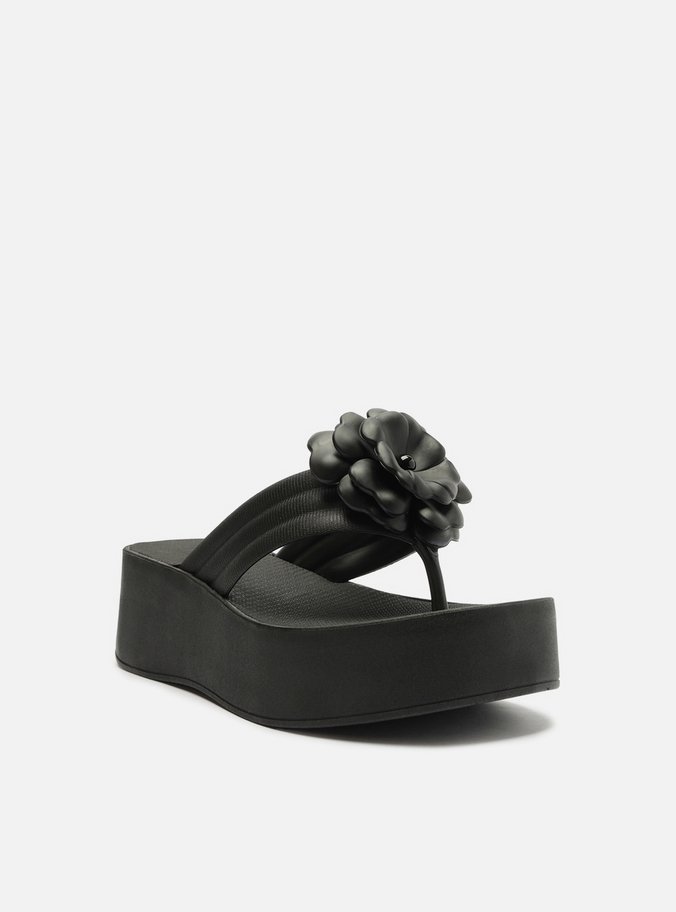 Tamanco Preta Flatform Lulu Flor