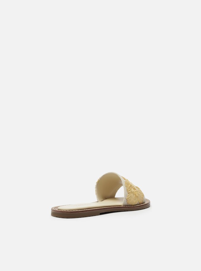 Rasteira Branca Flat Tira Única Bordado Flor