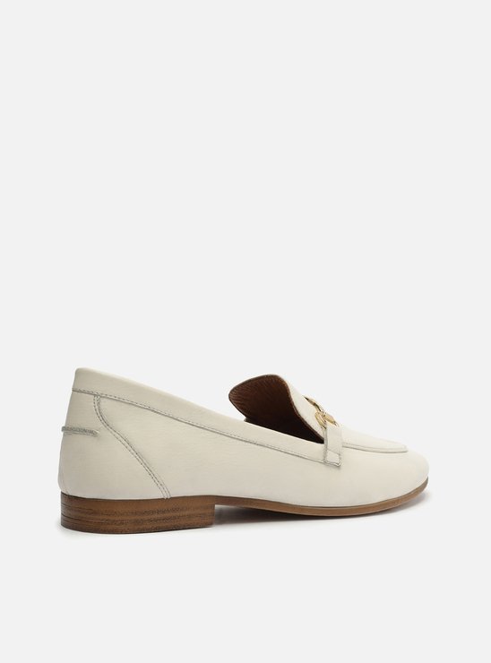 Mocassim Branco Couro Bico Fino Bridão