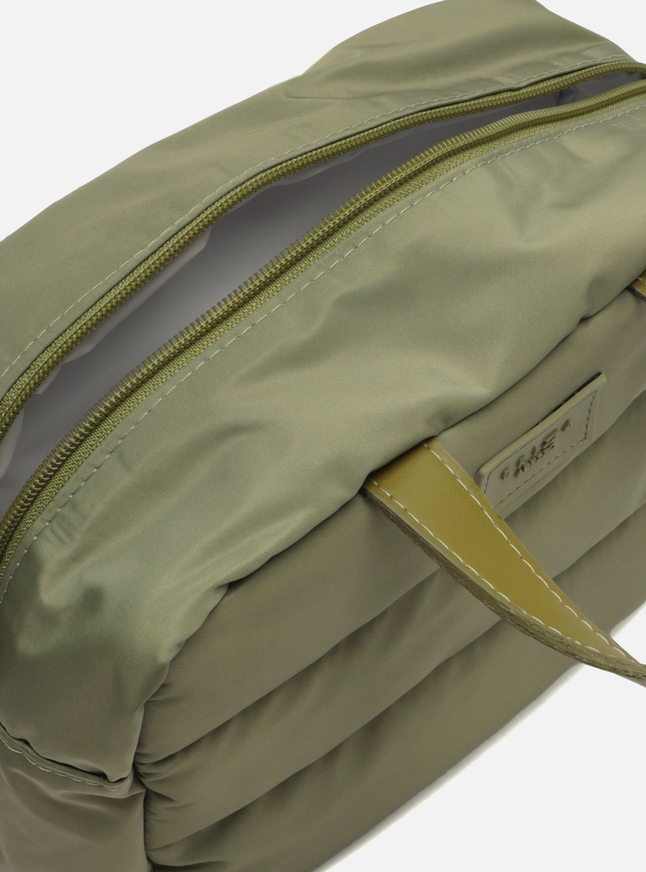Bolsa Térmica Tiracolo Verde Nylon Gigi Média — foto 4
