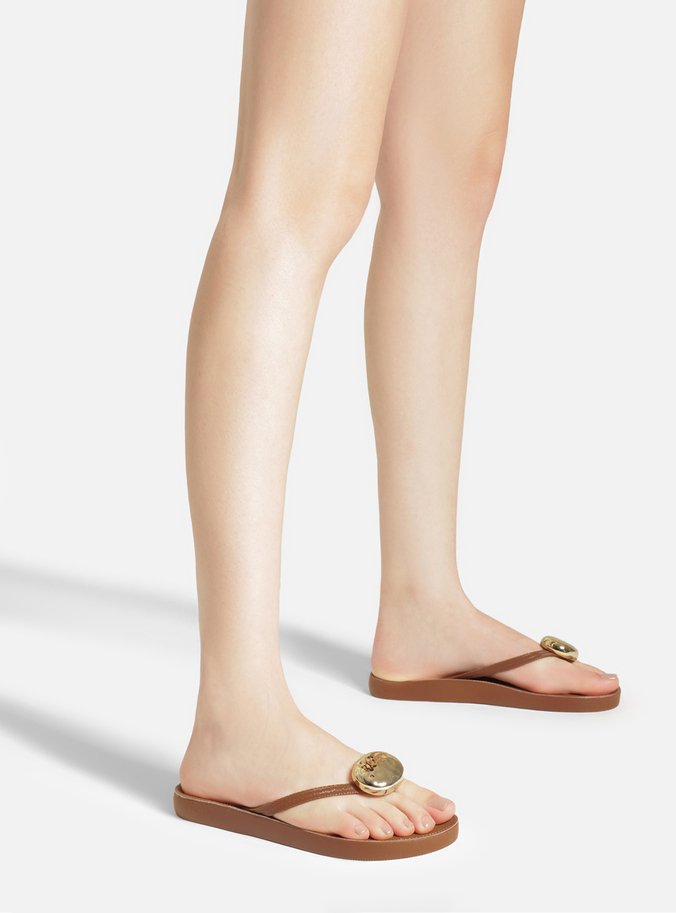 Chinelo de Dedo Marrom Recouro Fit Metal