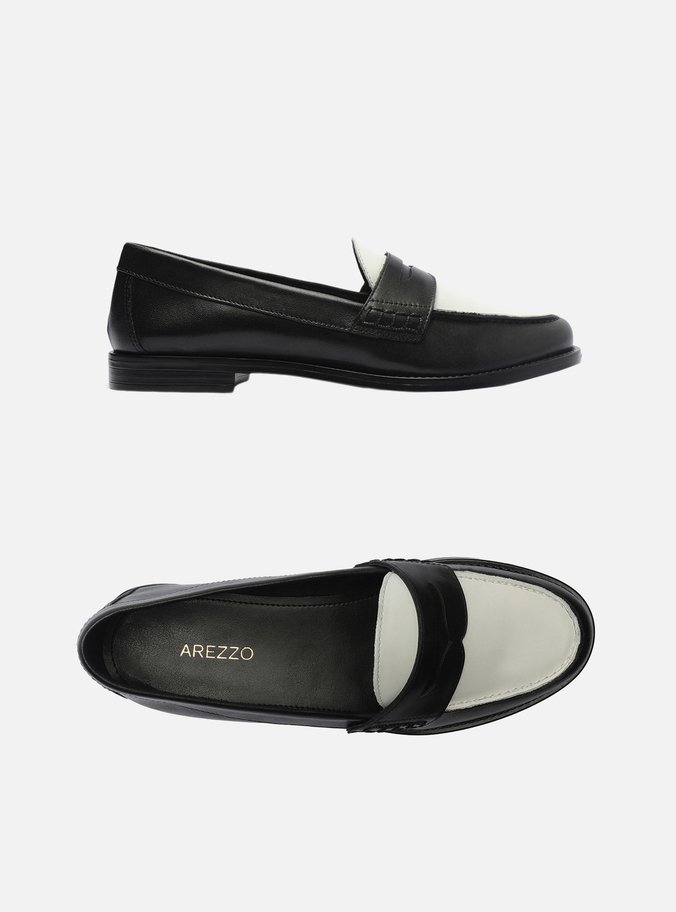 Mocassim Preto Couro Bico Redondo Tira Branco