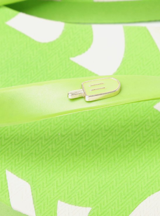 Chinelo de Dedo Verde Estampado Square e Bag Brizza