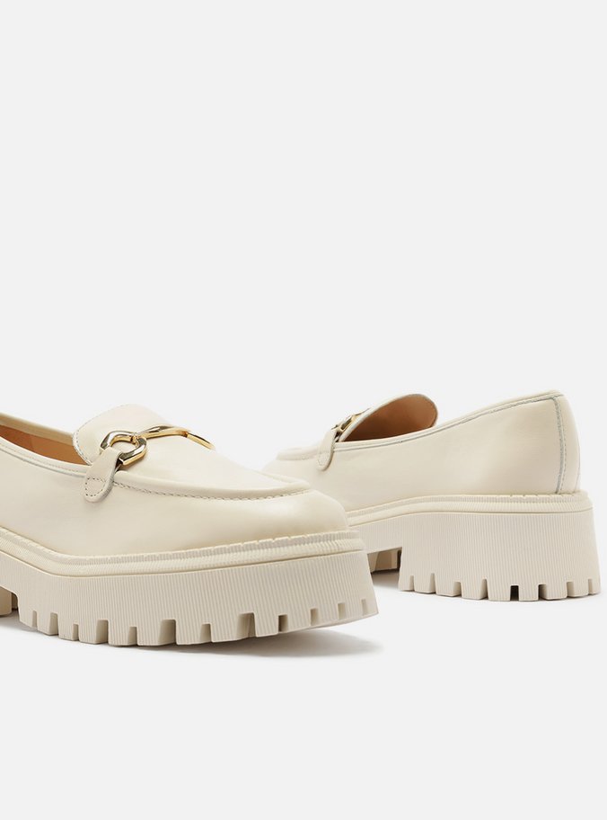 Mocassim Off-White Couro Tratorado Bridão