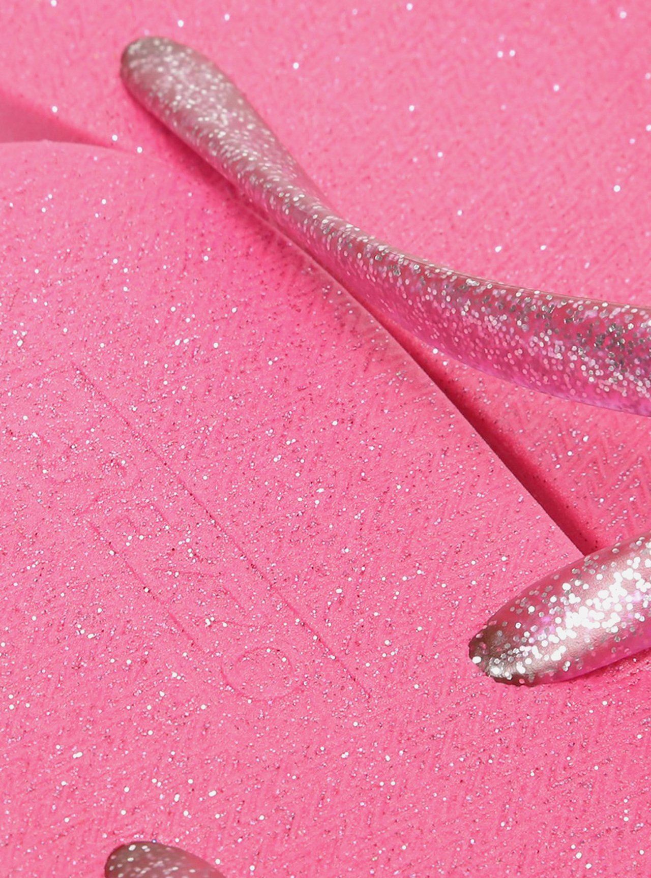 Chinelo de Dedo Rosa Tira Metalizada Brizza — foto 7