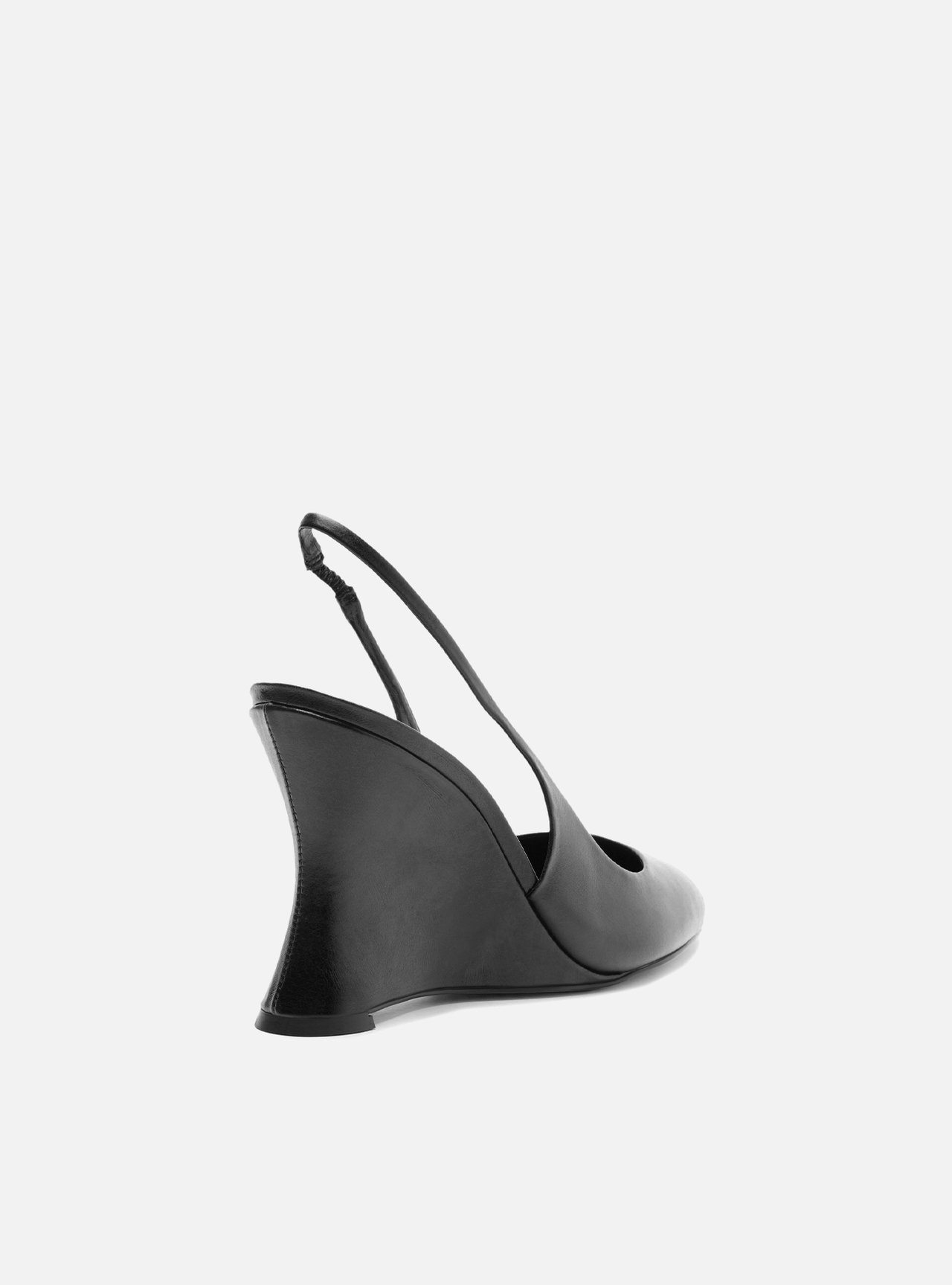 Scarpin Preto Couro Salto Anabela Slingback — foto 3